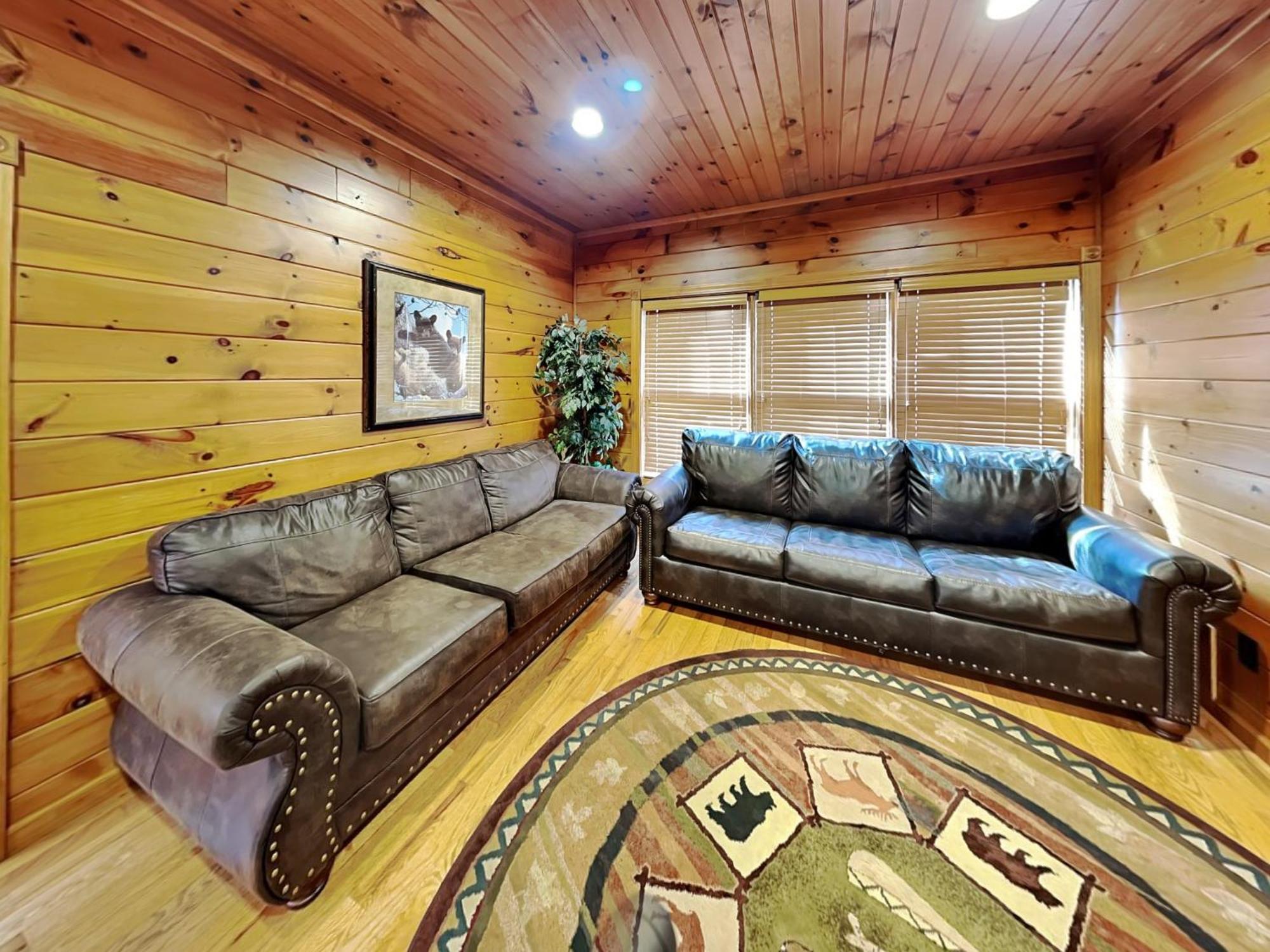 The Great Escape Ii, 5 Bedrooms, Sleeps 17, Game Room, Pool Access, Theater Gatlinburg Dış mekan fotoğraf