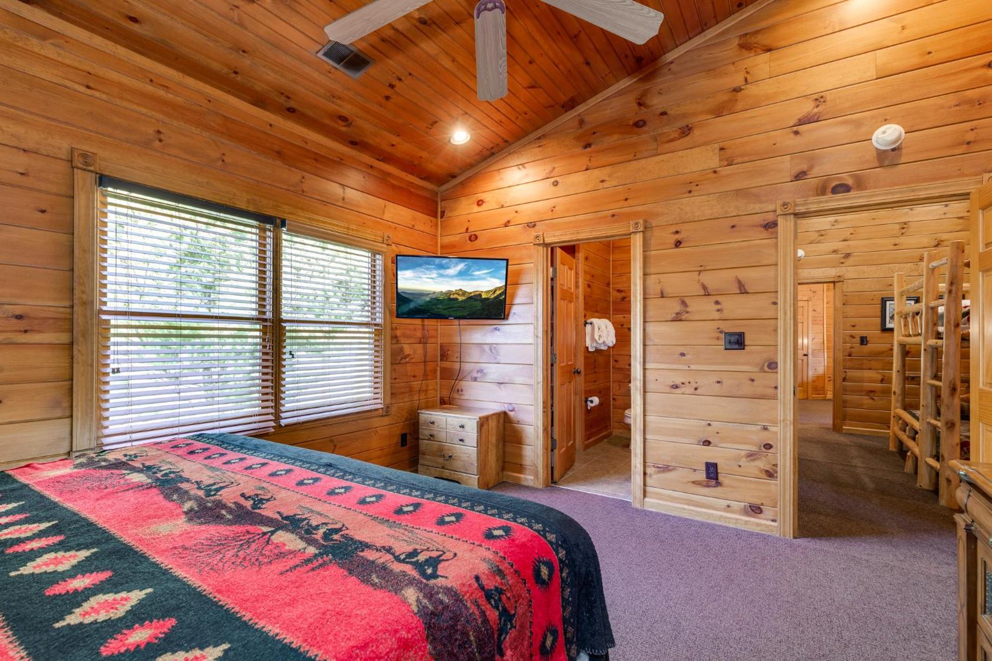 The Great Escape Ii, 5 Bedrooms, Sleeps 17, Game Room, Pool Access, Theater Gatlinburg Dış mekan fotoğraf